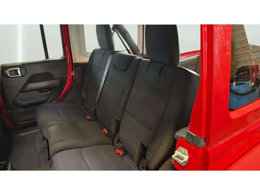 Jeep Wrangler 2023 Rouge Gatineau - photo #15