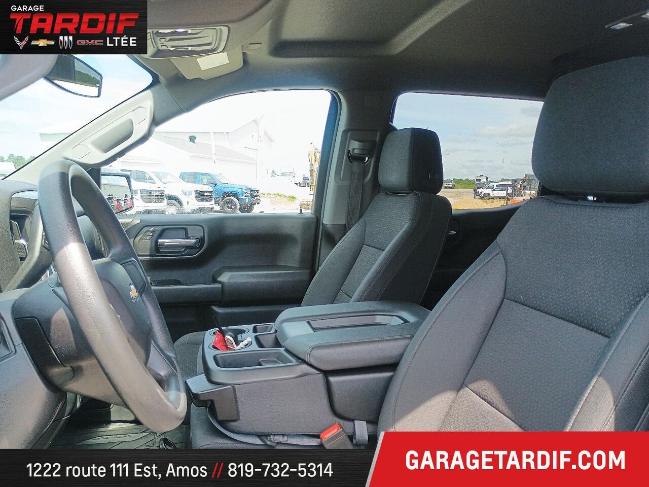 CHEVROLET 1500 4RM, CAISSE COURTE, CAB. MULTIPLAC 2024 Noir Amos - photo #9