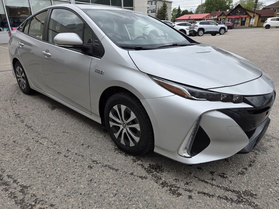 Toyota PRIUS BRANCHABL 2022 2022 Argent classique métallisé