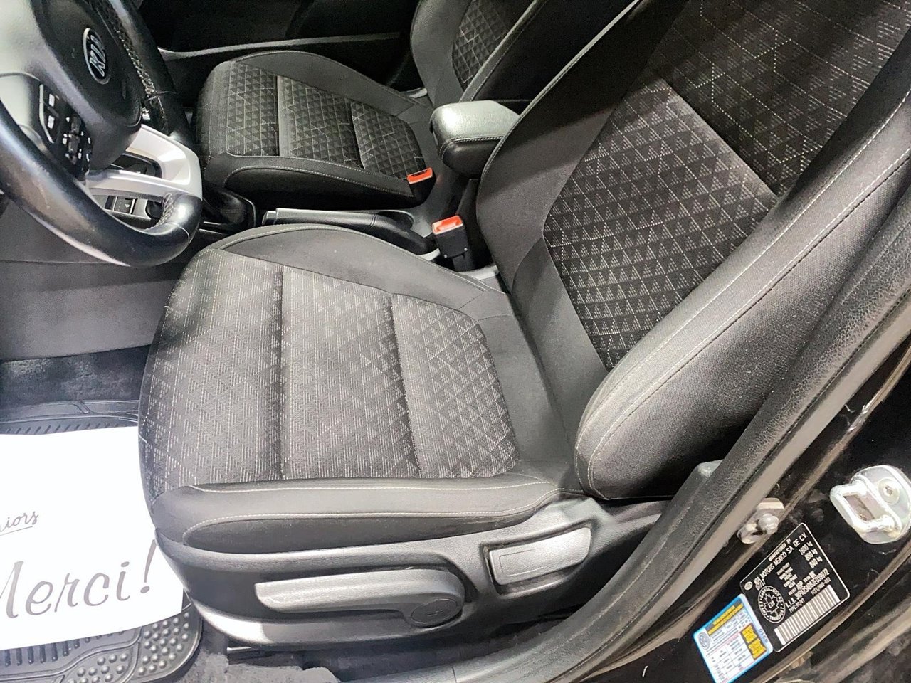 2018 Kia Rio 5-door VIN 3KPA25AB6JE039972 Black Chicoutimi - photo #11
