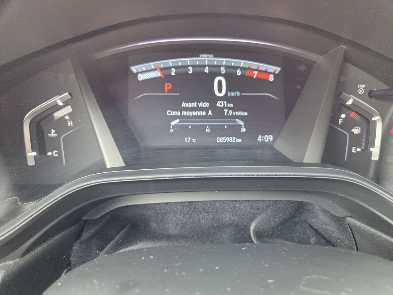 2021 Honda CR-V White Amos - photo #19