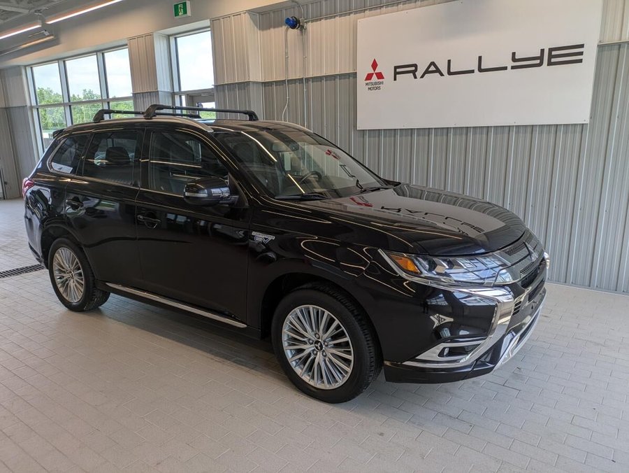 2019 Mitsubishi Outlander Plug-In Hybrid SE Touring S-AWC Black