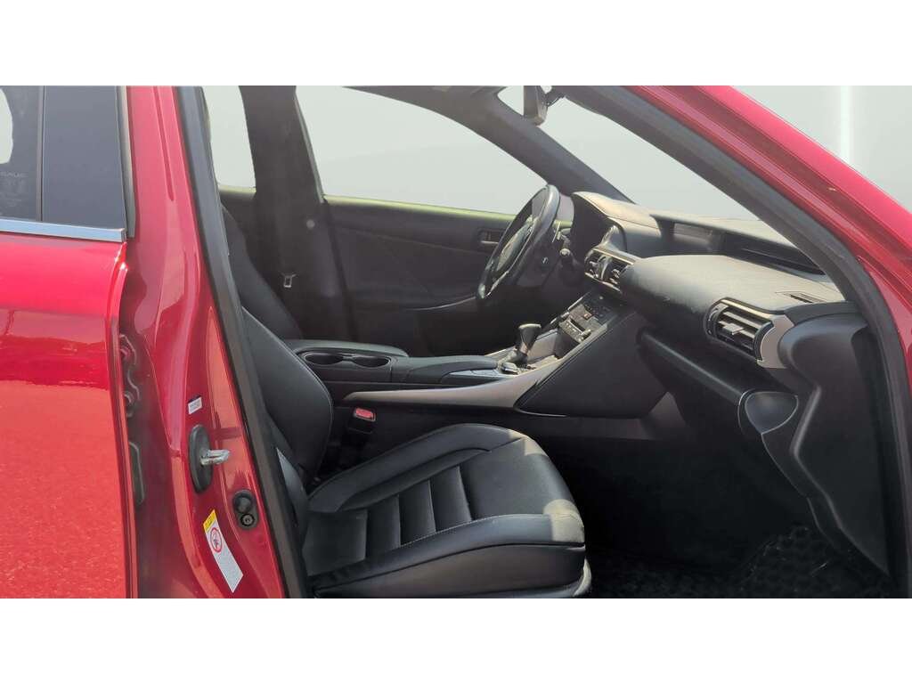 2018 Lexus IS Red Gatineau - photo #27