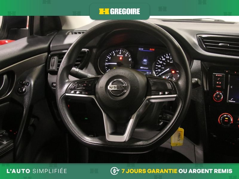 Nissan Qashqai 822289 | S FWD MANUEL AC GR ELECT CAM RECUL BLEUTOOTH 2020 Gris Laval - photo #18