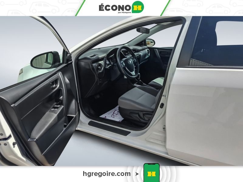 Toyota Corolla 2017 Blanc Laval - photo #9