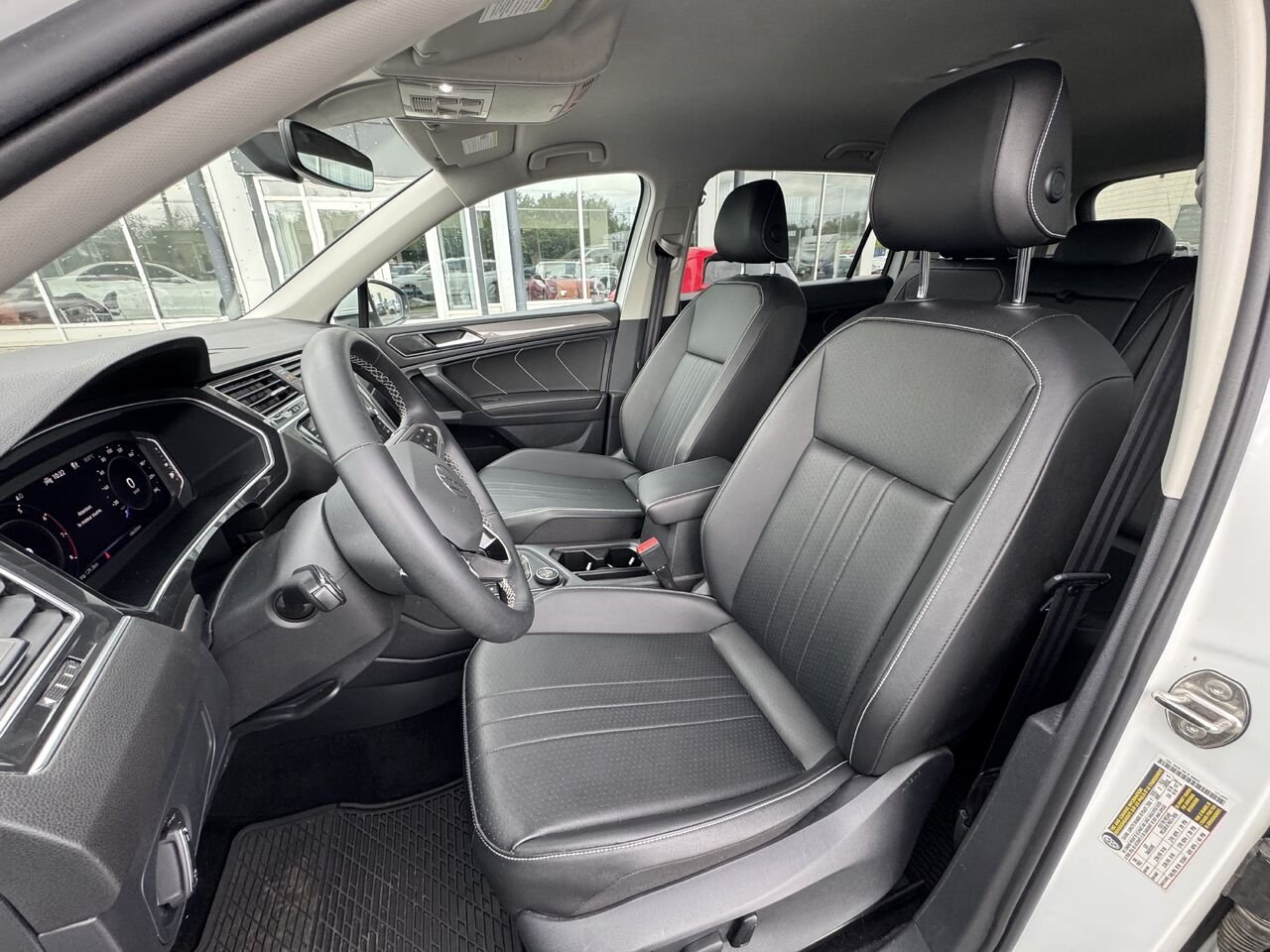 Volkswagen Tiguan 7 PASSAGERS 2022 Blanc Granby - photo #17