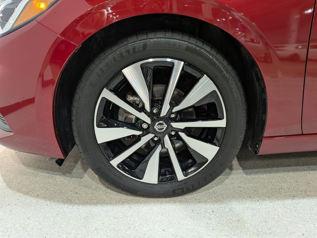 Nissan Sentra SV CVT 2023 Rouge Val-David - photo #32