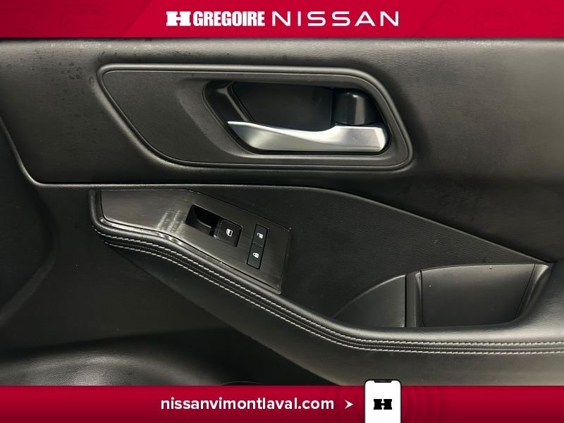 Nissan Rogue 2024 Blanc Laval - photo #12