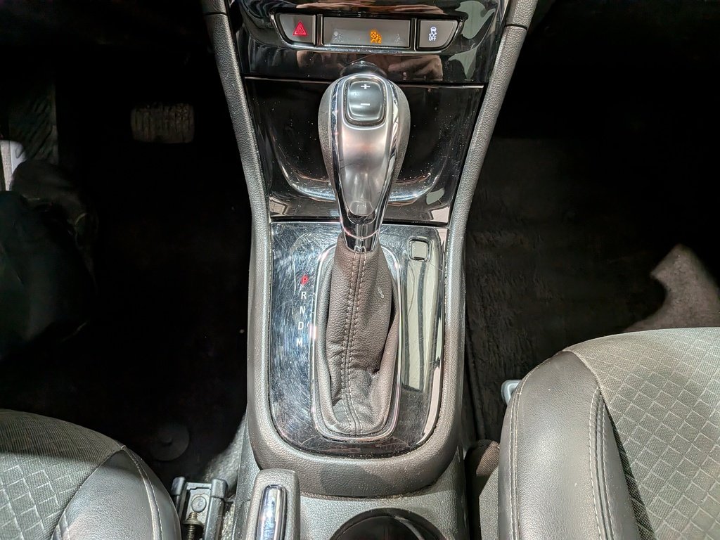 2017 Buick Encore FWD 4dr Sport Touring Silver Val-David - photo #24
