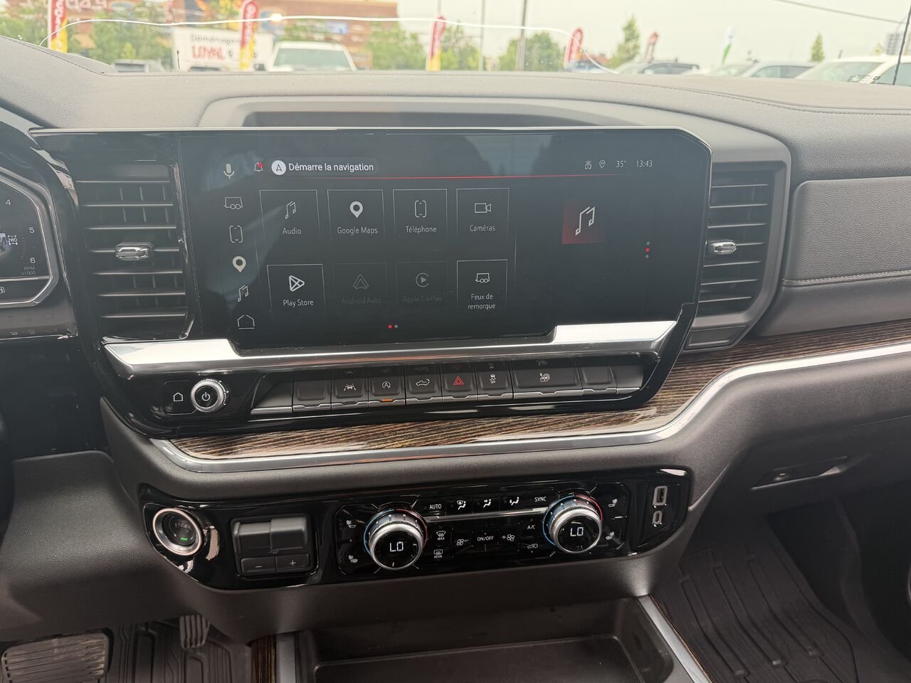 GMC SIERRA K1500 ELEVATION Elevation cabine multiplace 4RM 157 po 2025 Noir Ottawa & Gatineau - photo #5