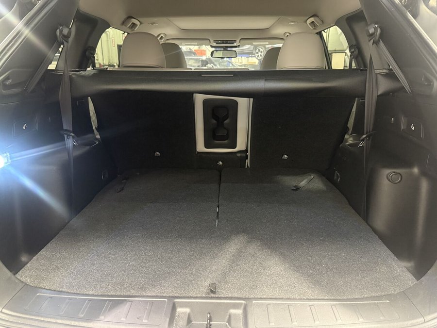 Mitsubishi Outlander GT**S-AWC**TOIT OUVRANT**CUIR**HEADS-UP DISPLAY**MAGS 2024 Argent