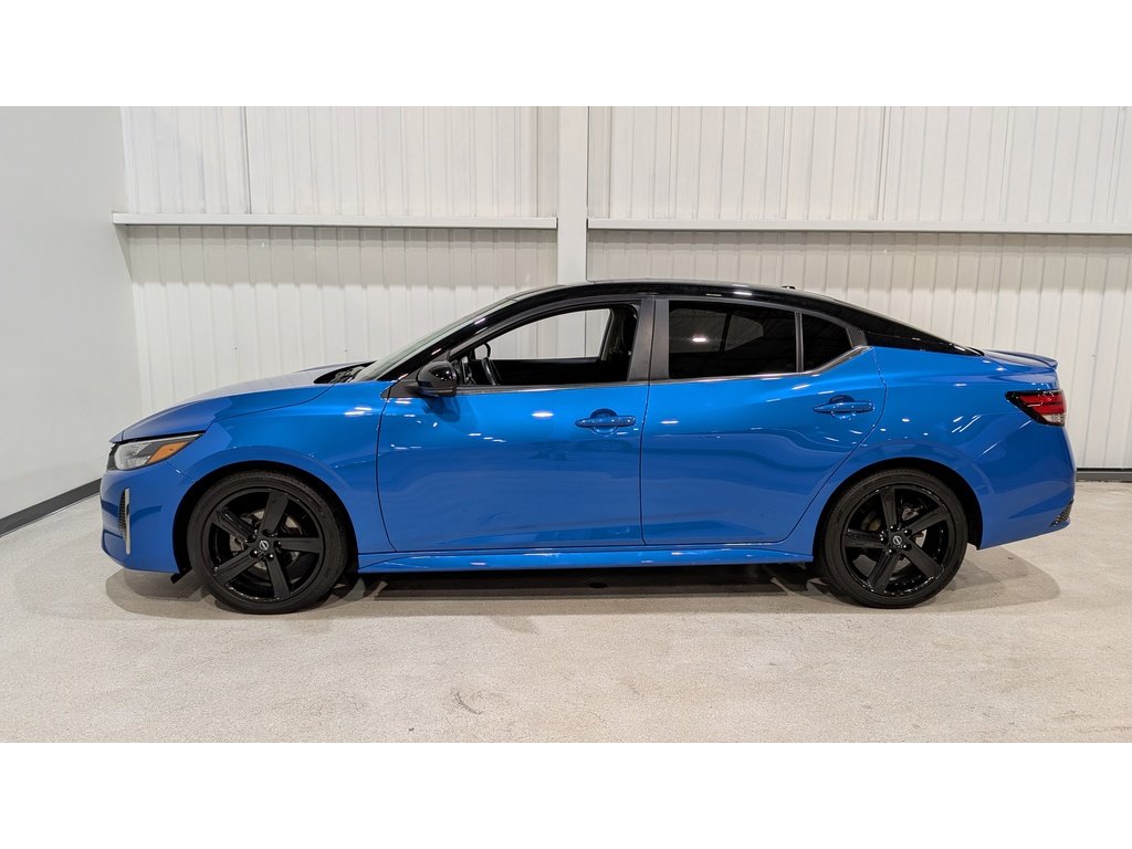 Nissan Sentra SR Manual 2024 Bleu Val-David - photo #4