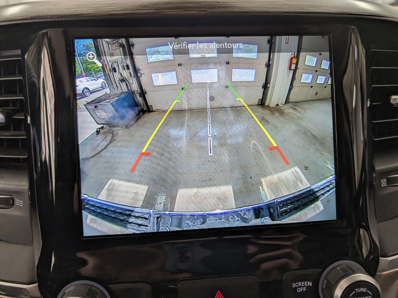 2019 Ram 1500 1C6SRFDT8KN573070 Silver Sherbrooke - photo #14