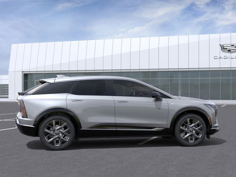 2026 CADILLAC OPTIQ 2026 Argent Silver Metallic