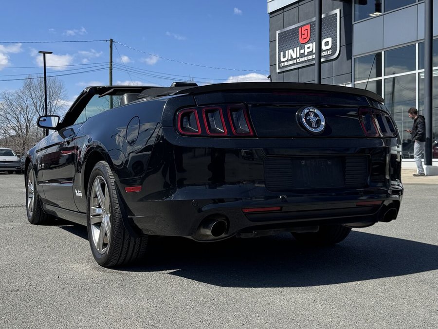 2013 Ford Mustang V6 2013 Black