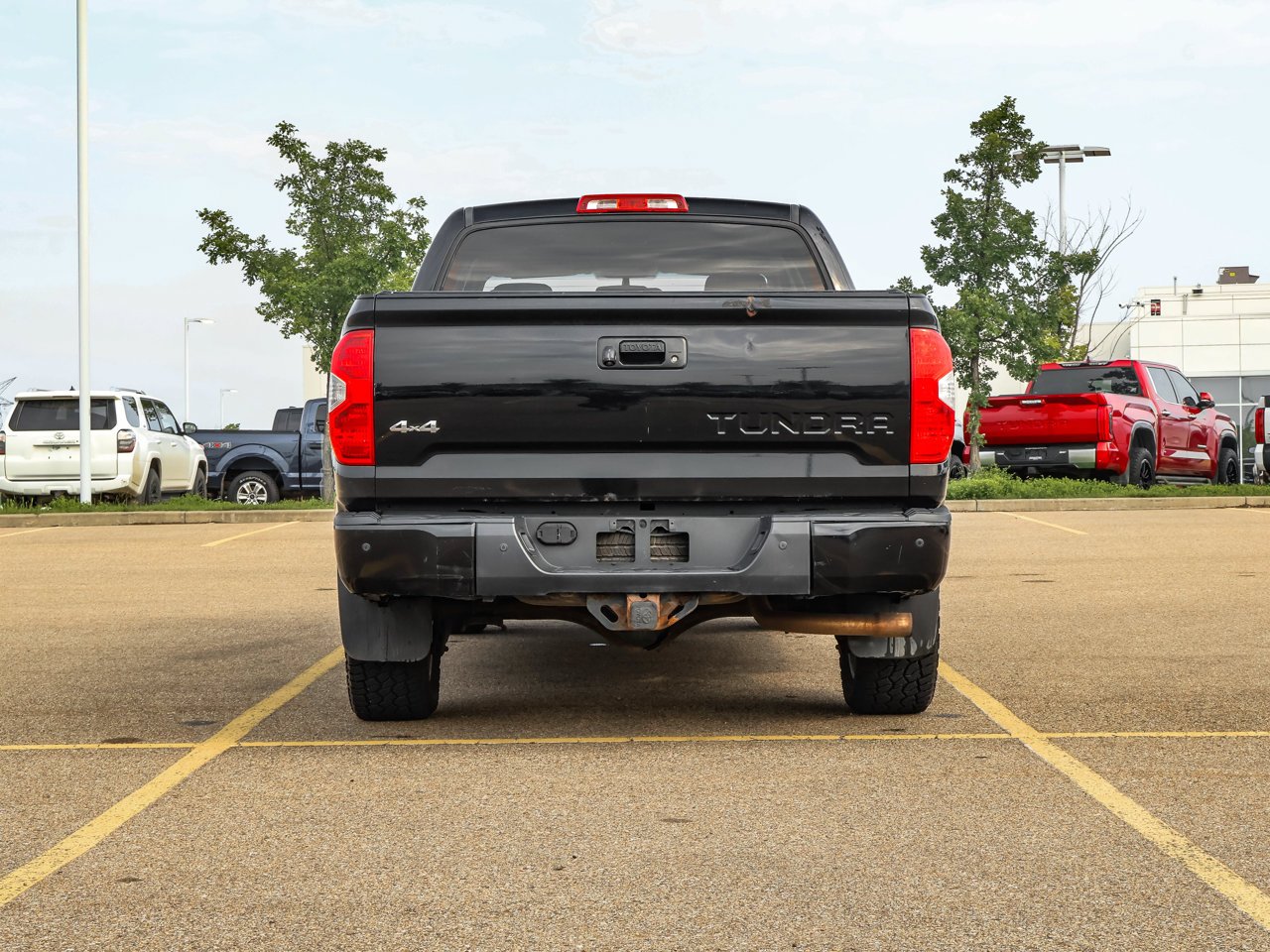 2015 Toyota Tundra 4WD Crewmax 146 5.7L Platinum Black Sherwood Park - photo #6