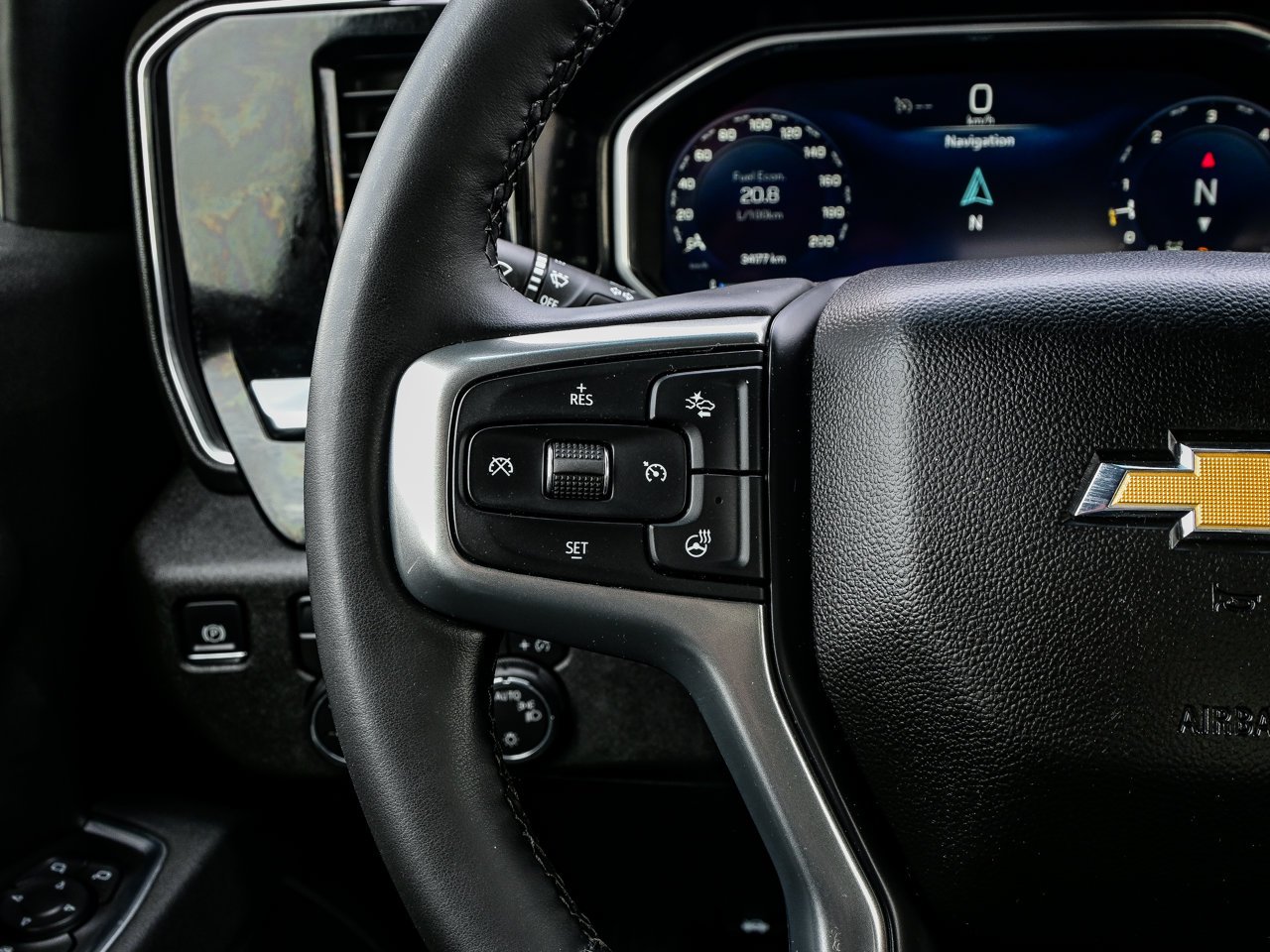 2026 Chevrolet Silverado 1500 4WD Crew Cab 147 LT Black Sherwood Park - photo #20