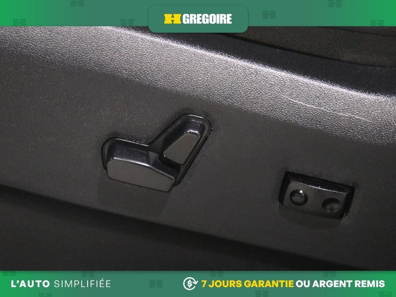 Dodge GR Caravan 821385 | Premium Plus AUTO AC CUIR GR ELECT MAGS CAM RECUL 2020 Blanc Laval - photo #18
