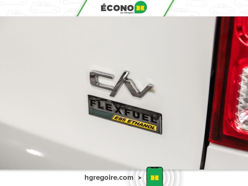 2014 Ram Cargo Van White Blainville - photo #10