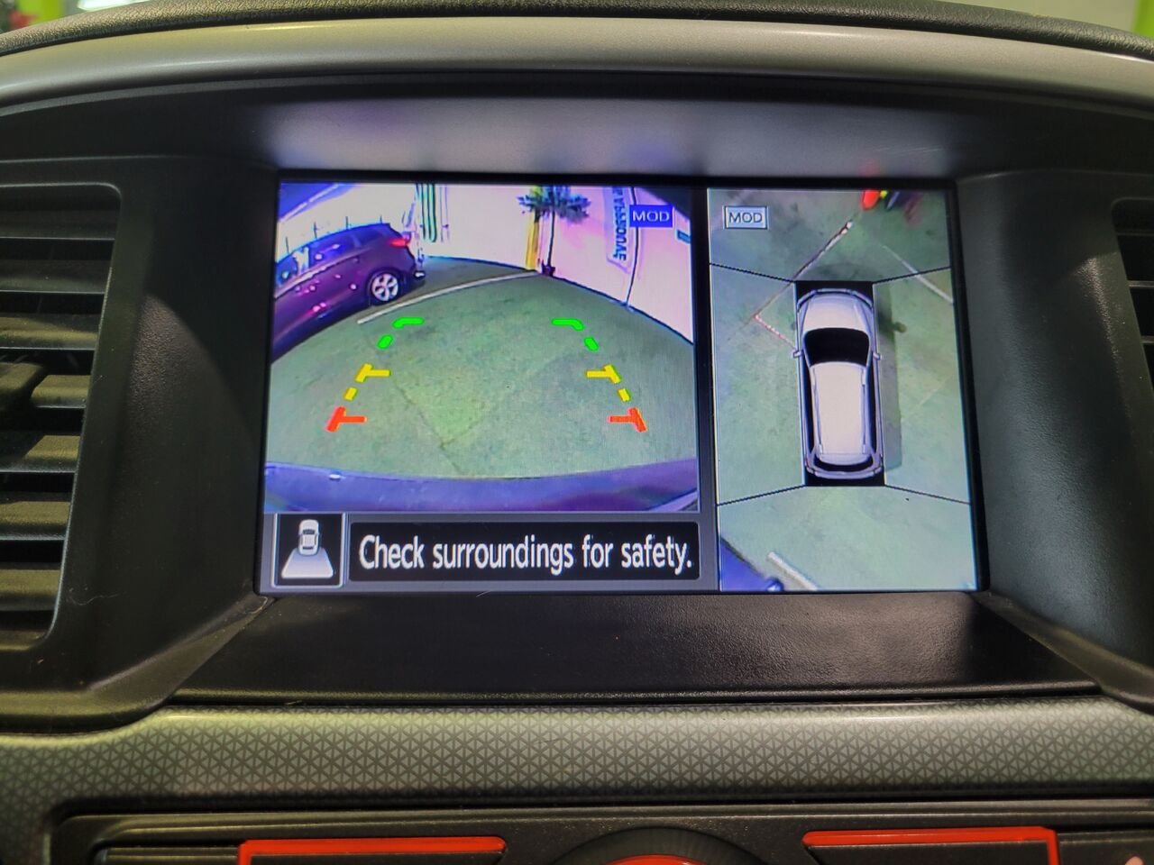 2018 Nissan Pathfinder Black  - photo #26