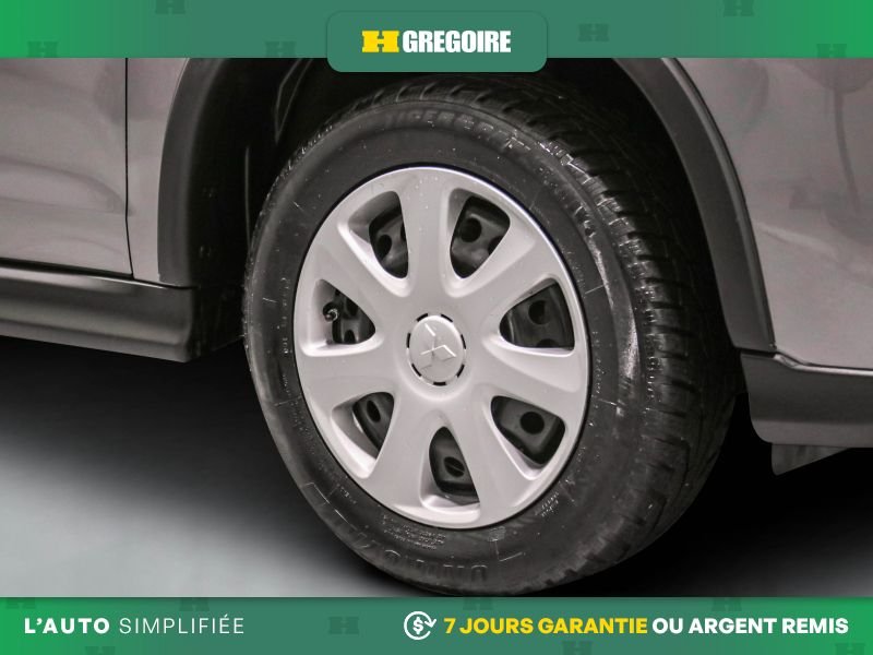 2023 Mitsubishi RVR Grey Saint-Eustache - photo #27