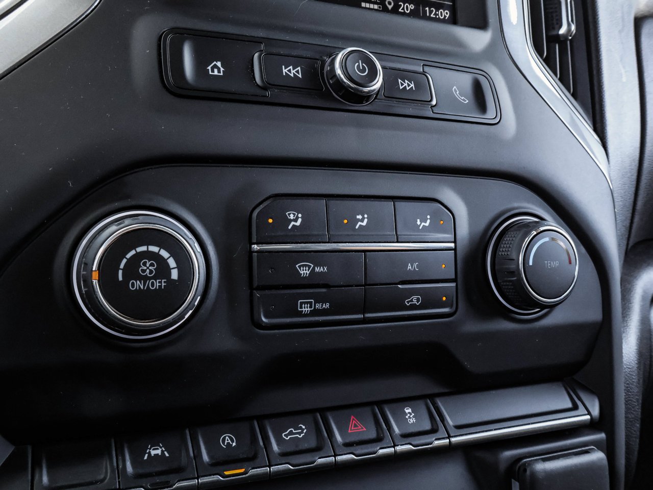 2024 Chevrolet Silverado 1500 4WD Double Cab 147 Custom Black Sherwood Park - photo #29