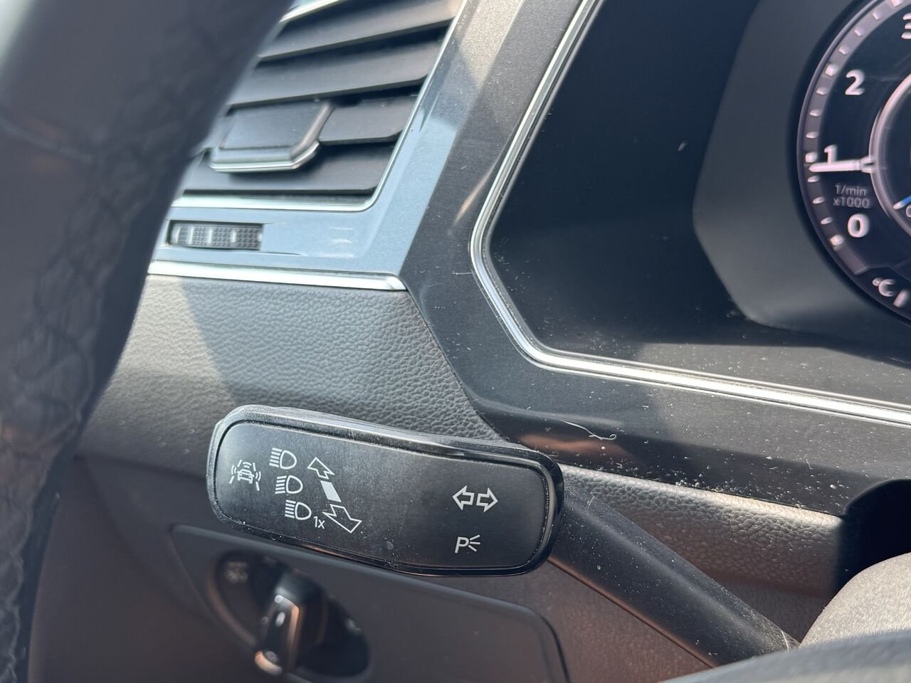 2018 Volkswagen Tiguan Highline Black Granby - photo #20