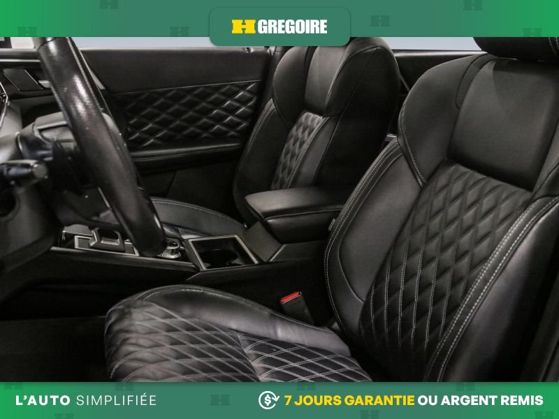 Mitsubishi Outlander 2023 Gris Blainville - photo #13