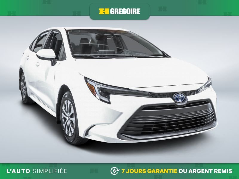 Toyota Corolla 2025 Blanc Laval - photo #0