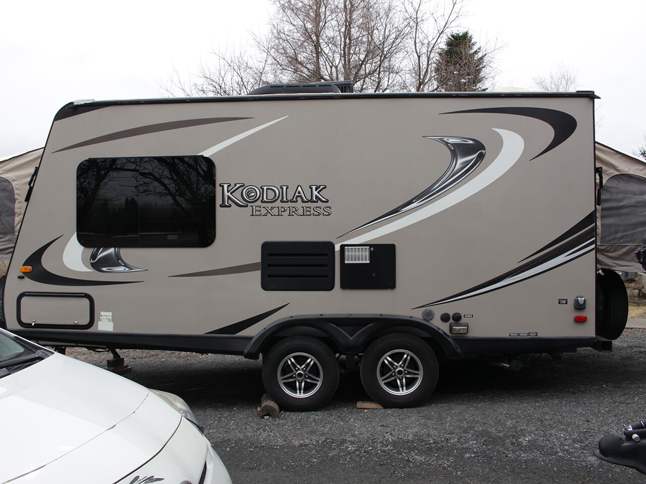 2015 Kodiak DK186 Hybride Beige Lac-Etchemin - photo #2