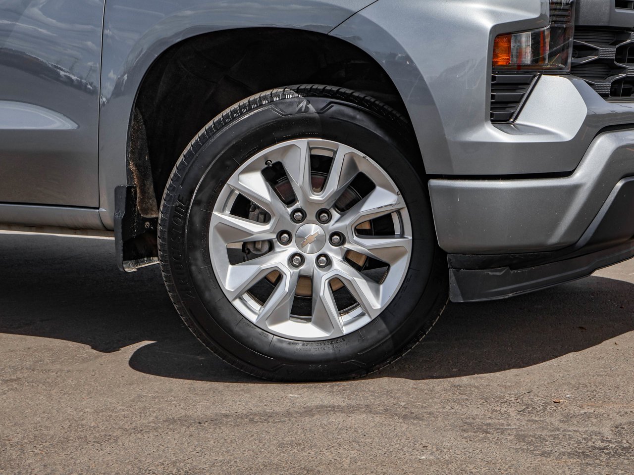 2024 Chevrolet Silverado 1500 4WD Crew Cab 147 Custom Grey Sherwood Park - photo #10