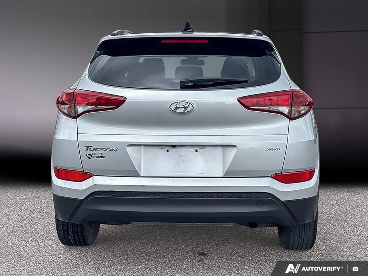 Hyundai Tucson KM8J3CA42JU790048 2018 Gris Mirabel - photo #3