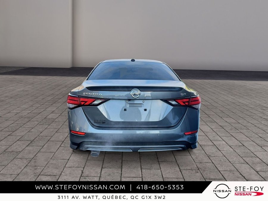 Nissan Sentra R6157A 2022 Gris