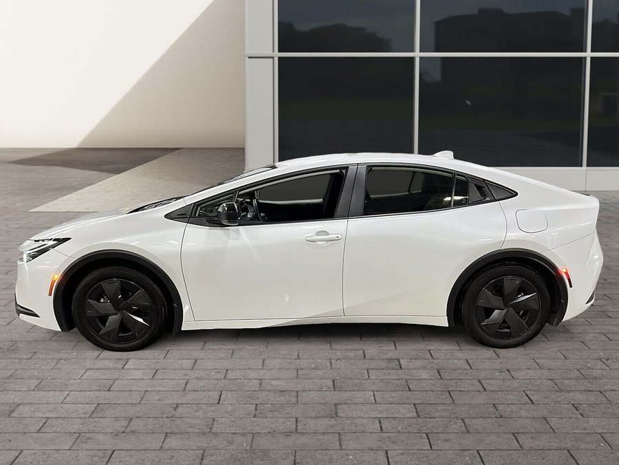 2025 Toyota Prius PLUG-IN hybride SE 2025 White