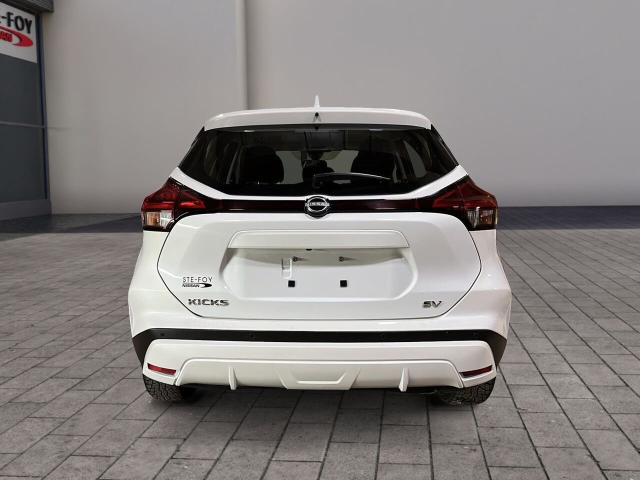 2024 Nissan Kicks SV TA White Québec - photo #2