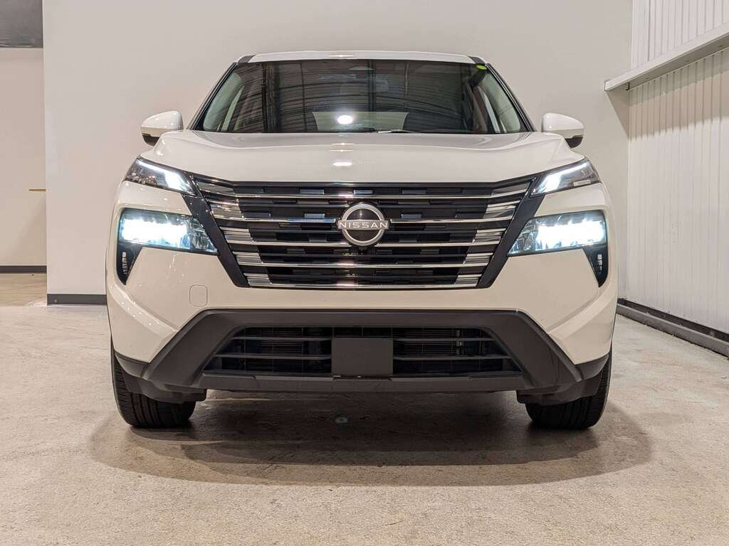 2024 Nissan Rogue AWD S White Val-David - photo #1