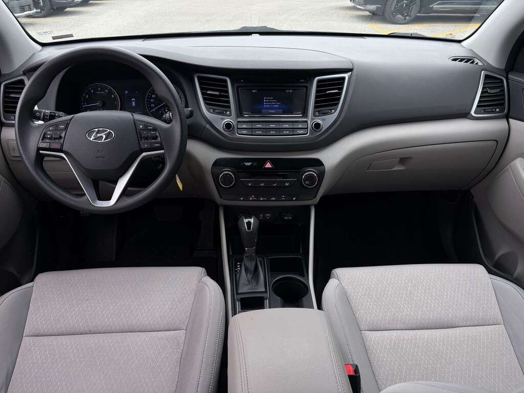Hyundai Tucson 2017 Noir Gatineau - photo #15