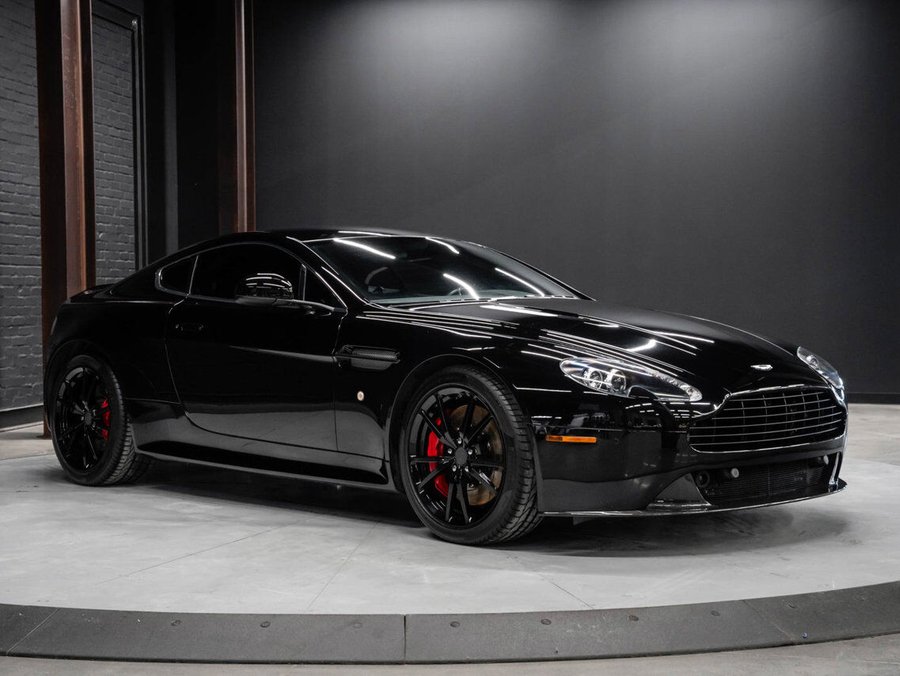 2012 Aston Martin V8 Vantage 2012 Black