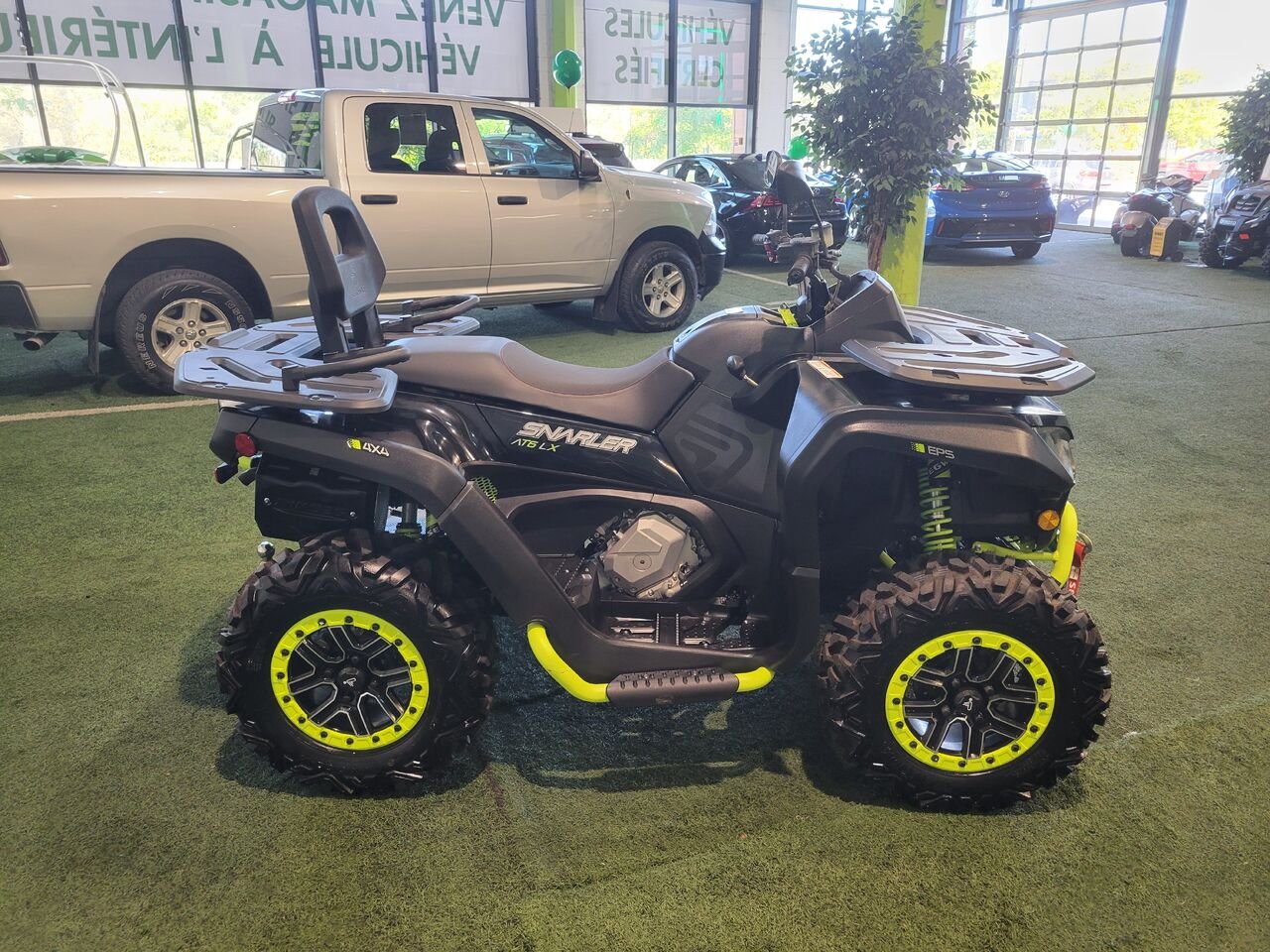 2023 Segway Snarler Black  - photo #11