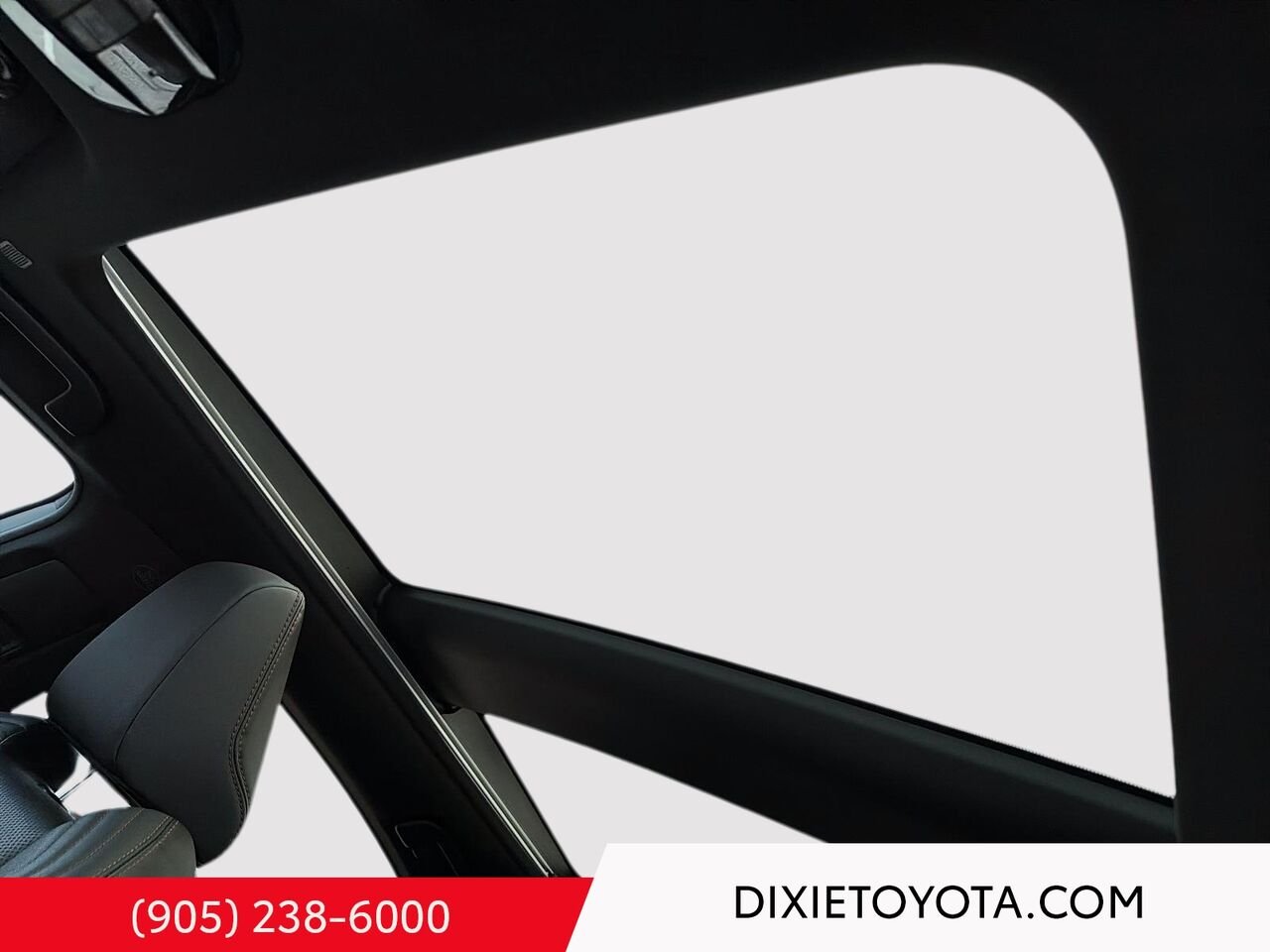 2023 Toyota Venza HYBRID LIMITED AWD / CLEAN CARFAX / HEATED AND VENTILATED SEATS / ALLOY WHEELS / CARPLAY AND ANDROID AUTO Wind Chill Pearl Mississauga - photo #10