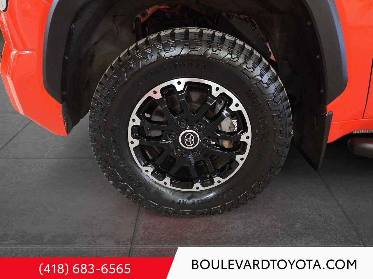 Toyota Tundra 99288A-64 | LIMITED HYBRIDE CREWMAX 4x4 2024 Orange solaire Québec - photo #8