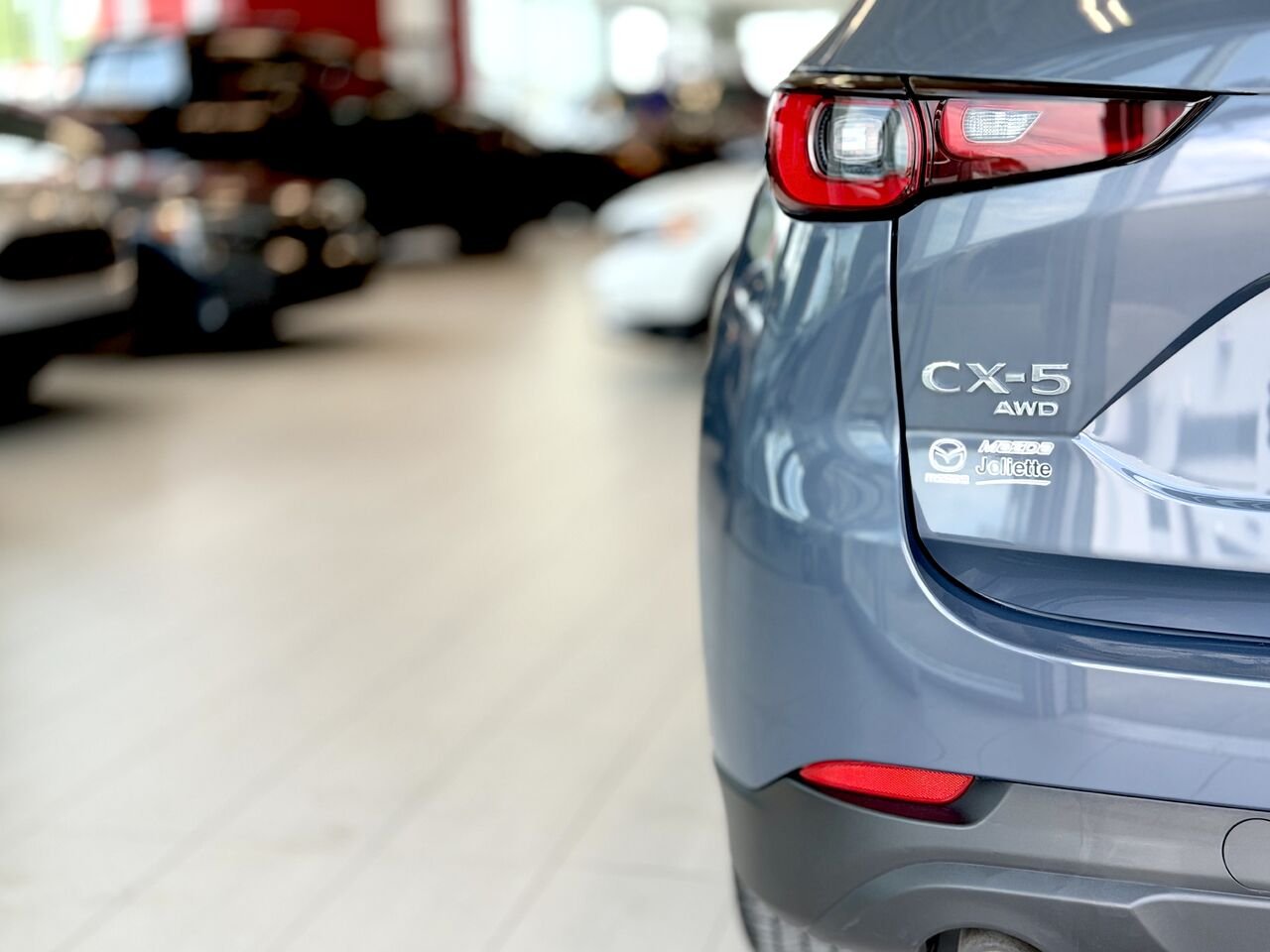Mazda CX-5 2023 Gris Notre-Dame-des-Prairies - photo #11