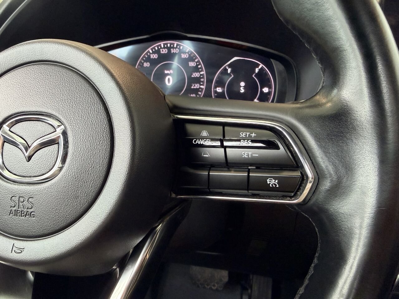 2024 Mazda CX-90 hybride rechargeable Grey Notre-Dame-des-Prairies - photo #21