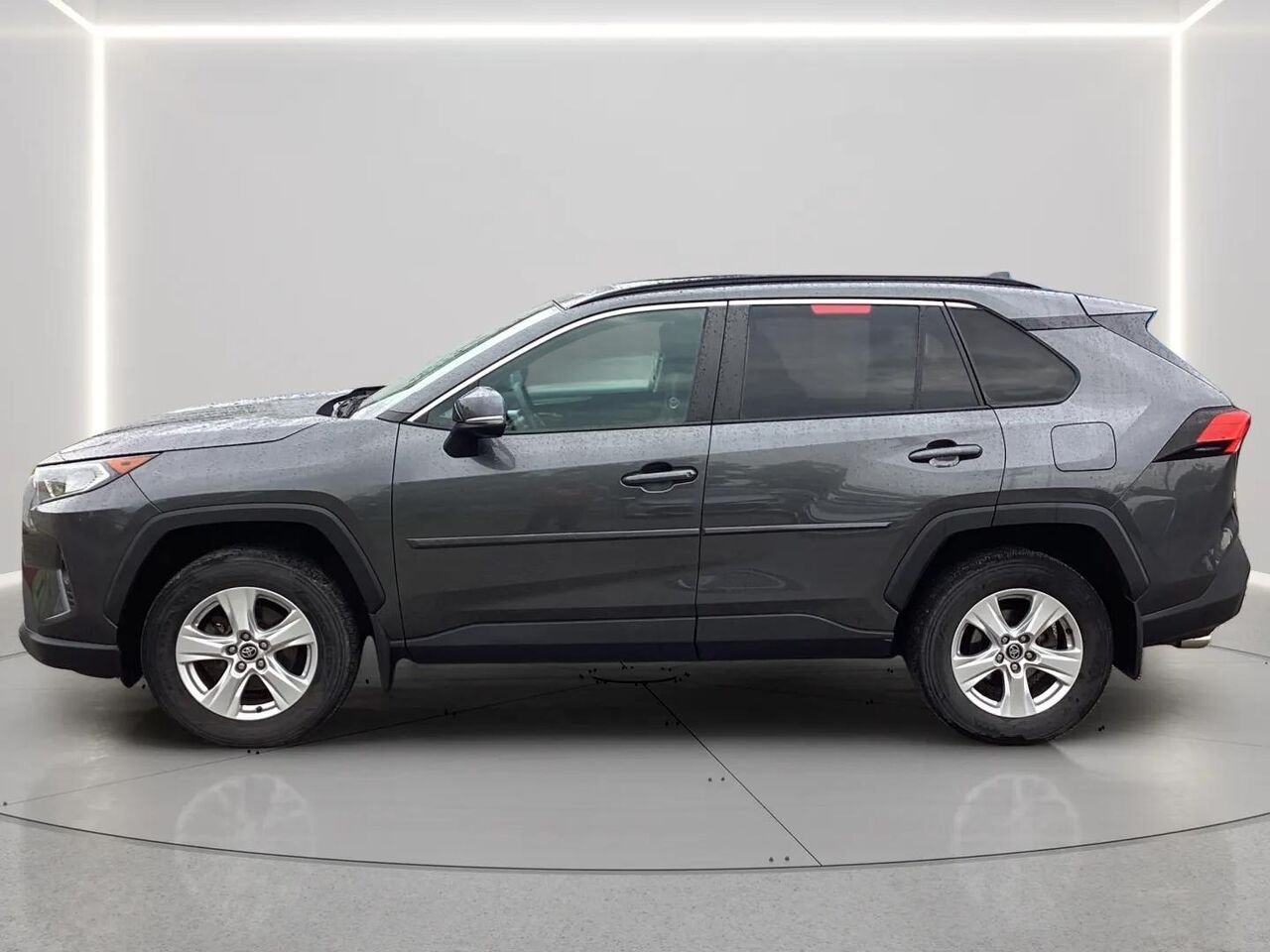 2020 Toyota RAV4 Grey Gatineau - photo #1