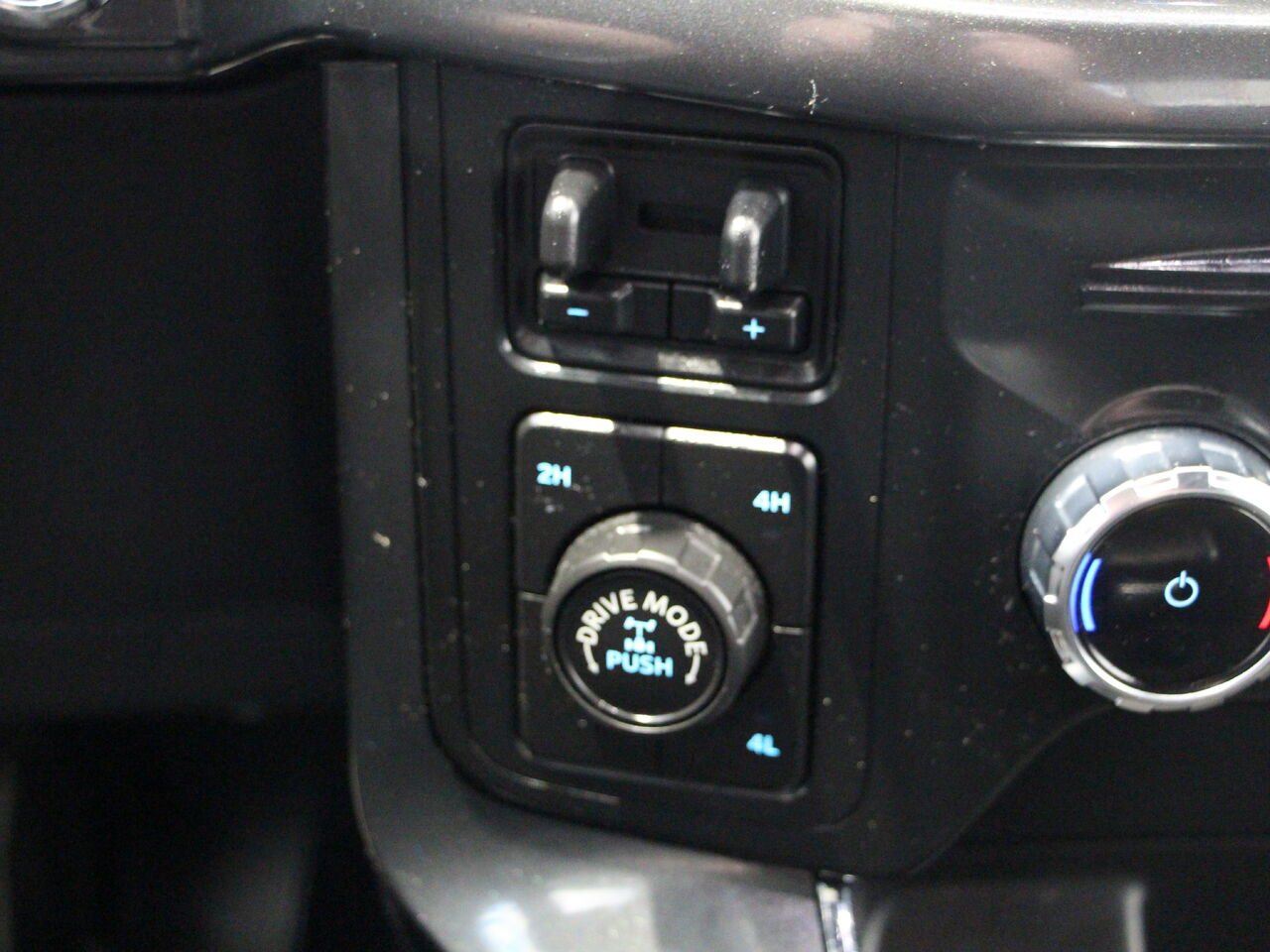 2022 Ford F-150 XLT cabine SuperCrew 4RM caisse de 6,5 pi White Châteauguay - photo #26