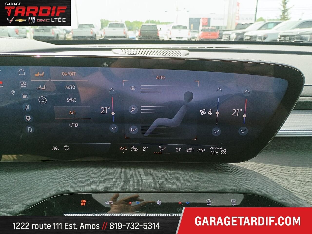 2025 BUICK ENCLAVE ST Black Mont-Laurier - photo #32