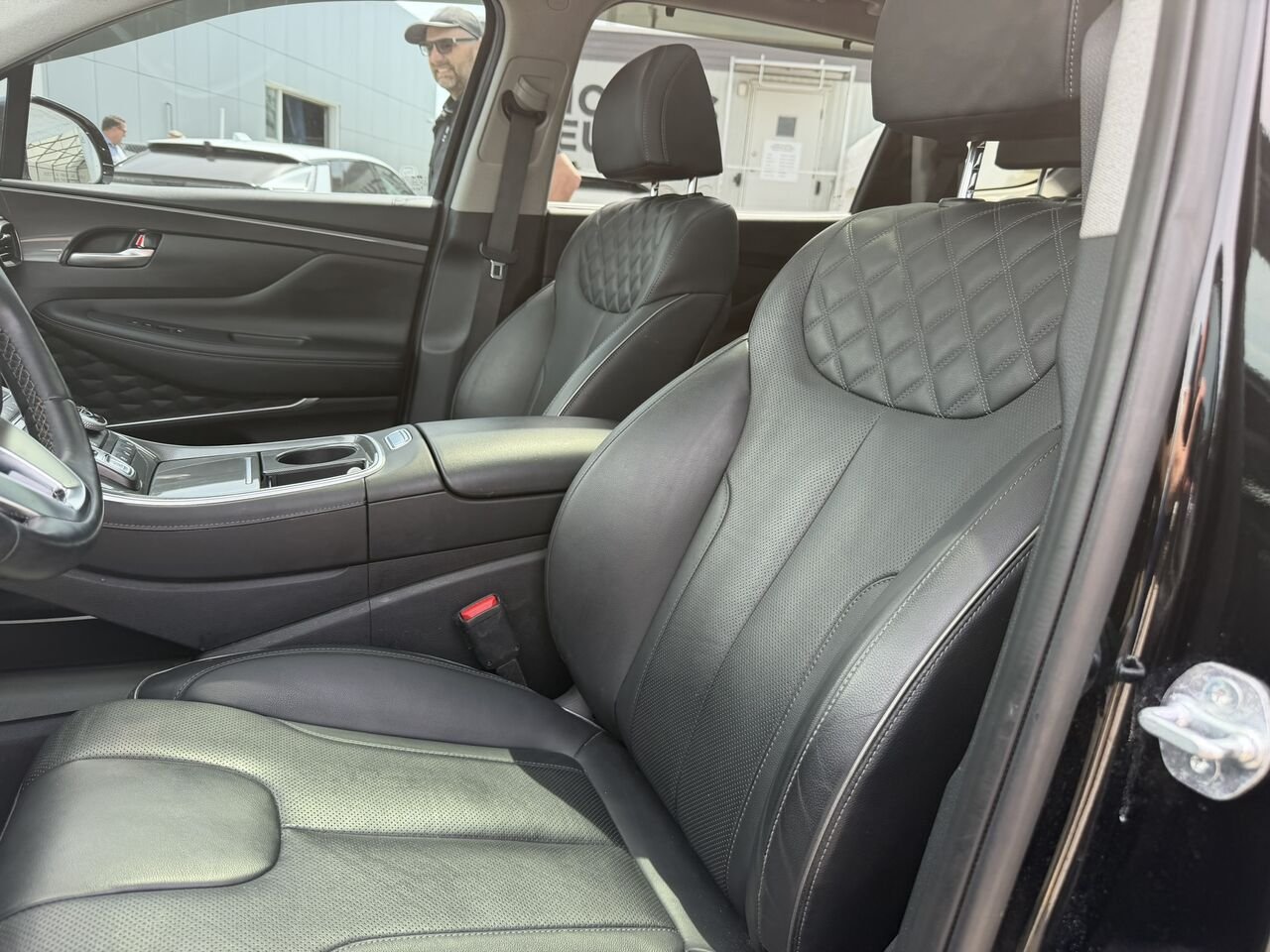 Hyundai Santa Fe HYBRIDE RECHARGEABLE LUXURY AWD 2023 Noir Laval - photo #26