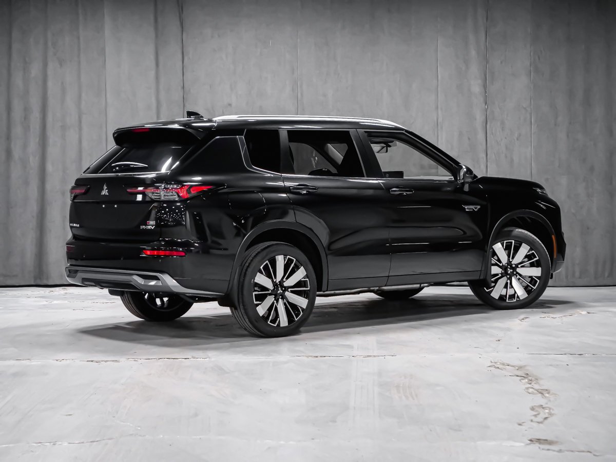 2026 Mitsubishi Outlander Plug-In Hybrid GT Black Diamond Premium Finish Montreal - photo #5