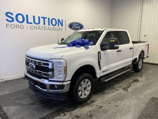 Ford Super Duty F-250 SRW XLT 2024 2024 Blanc