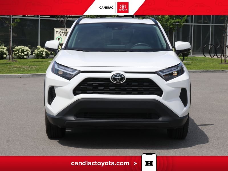 2022 Toyota Rav 4 White Laval - photo #2